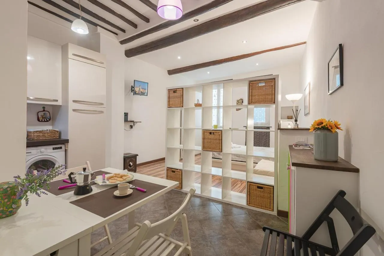 Appartamento Ravecca 10 - Affitti Brevi Italia Janov