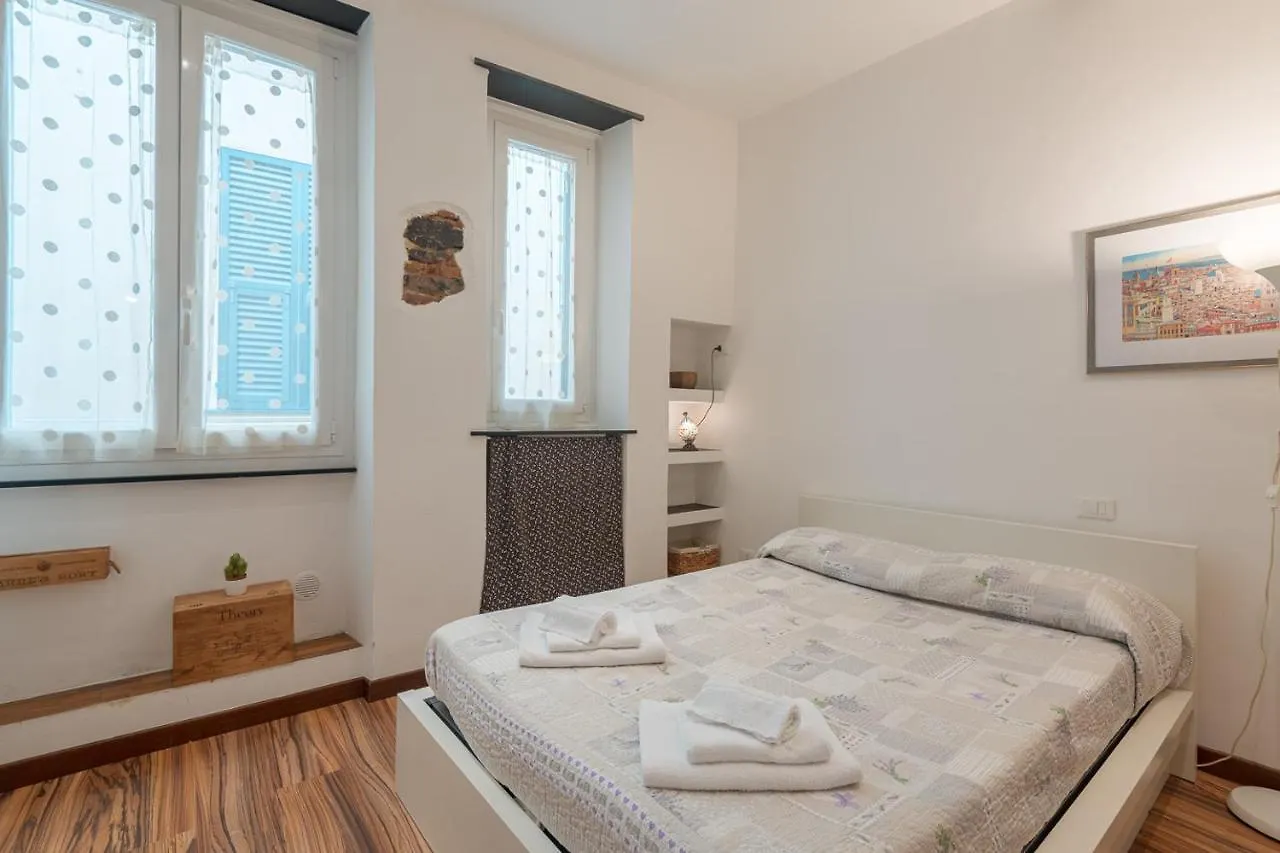 Apartment Appartamento Ravecca 10 - Affitti Brevi Italia Genoa Italy