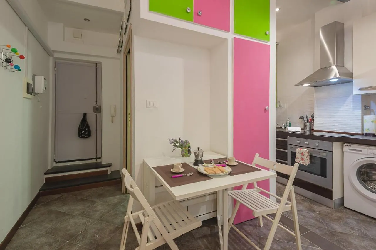 Apartment Appartamento Ravecca 10 - Affitti Brevi Italia Genoa