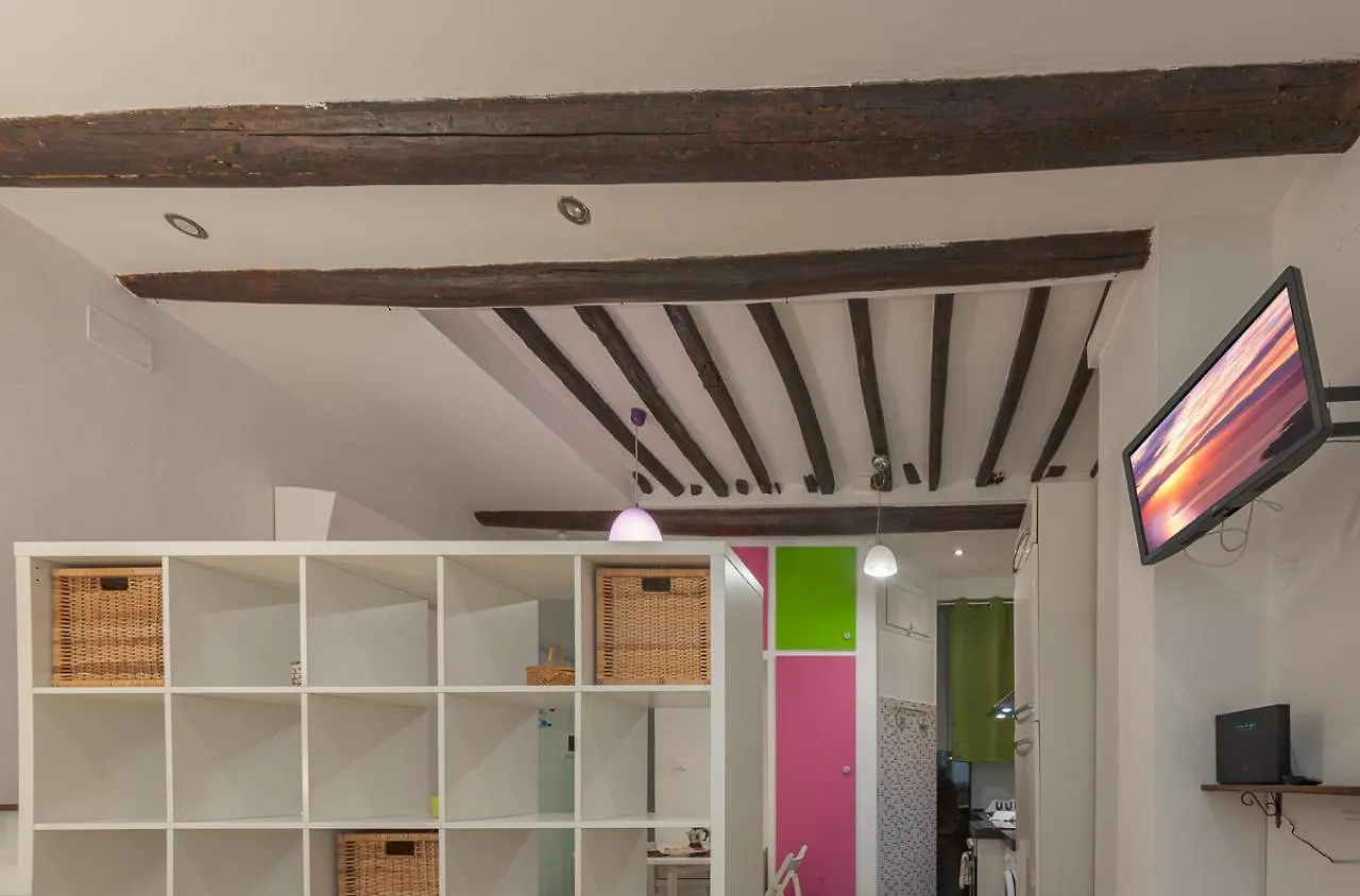 Appartamento Ravecca 10 - Affitti Brevi Italia Genoa Apartment