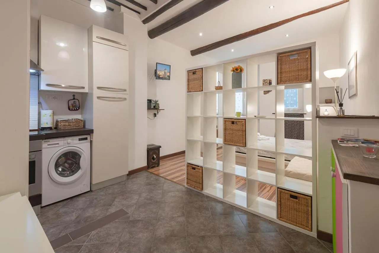 Apartment Appartamento Ravecca 10 - Affitti Brevi Italia Genoa